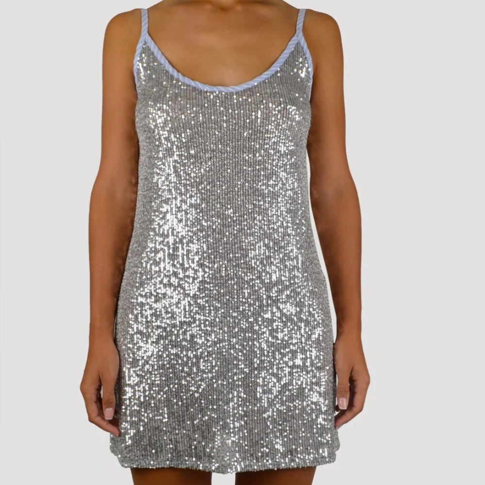 Viral Sequin Hand Over “Jack’s Dress”